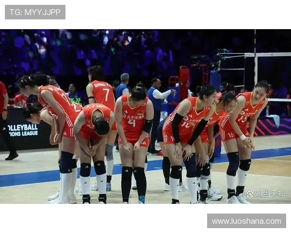 中国女排力克劲敌强势晋级总决赛再现王者风范点燃全民热情 中国女排力克劲敌强势晋级总决赛再现王者风范点燃全民热情