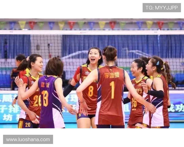 中国女排连胜夺冠展现团队力量年轻阵容闪耀国际赛场 中国女排连胜夺冠展现团队力量年轻阵容闪耀国际赛场