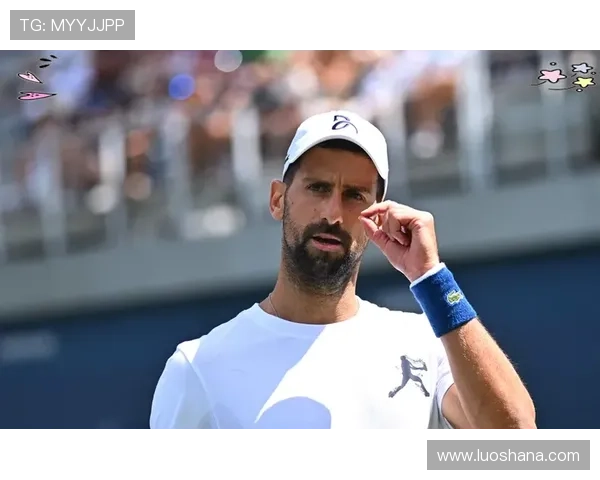 德约科维奇逆转夺冠再创纪录新篇章年轻对手展现网坛新生力量 德约科维奇逆转夺冠再创纪录新篇章年轻对手展现网坛新生力量