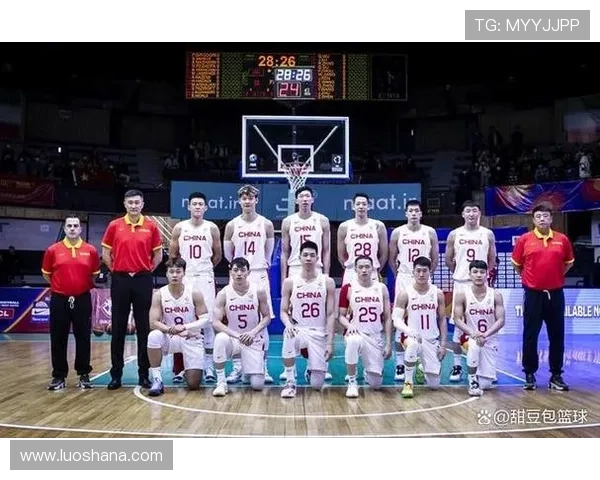 中国篮球队备战世界杯大名单揭晓 全新阵容挑战全球强队争夺荣誉 中国篮球队备战世界杯大名单揭晓 全新阵容挑战全球强队争夺荣誉