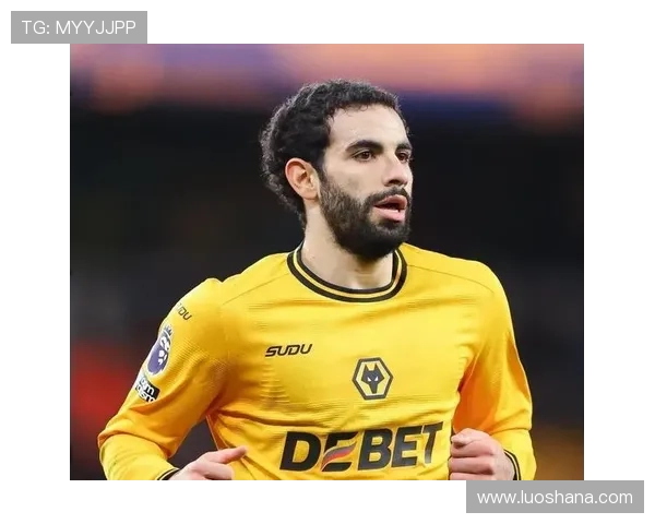 国际足坛劲爆转会消息多家豪门为争夺超级射手展开激烈竞价大战再起 国际足坛劲爆转会消息多家豪门为争夺超级射手展开激烈竞价大战再起